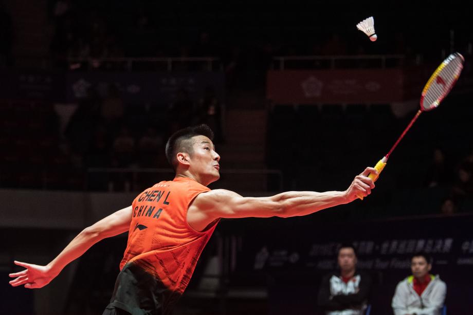 他笑着对我 他笑着对我